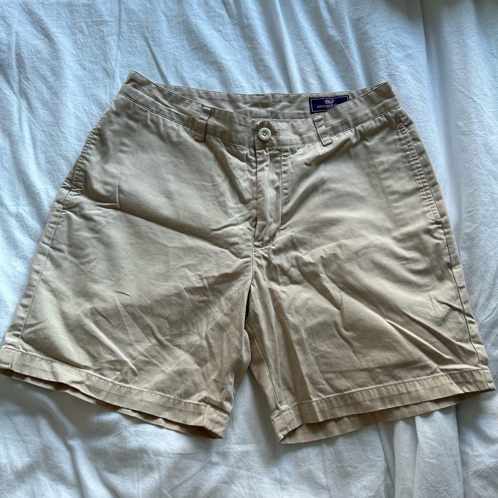 Vineyard Vines cotton khaki shorts - Picture 1 of 4